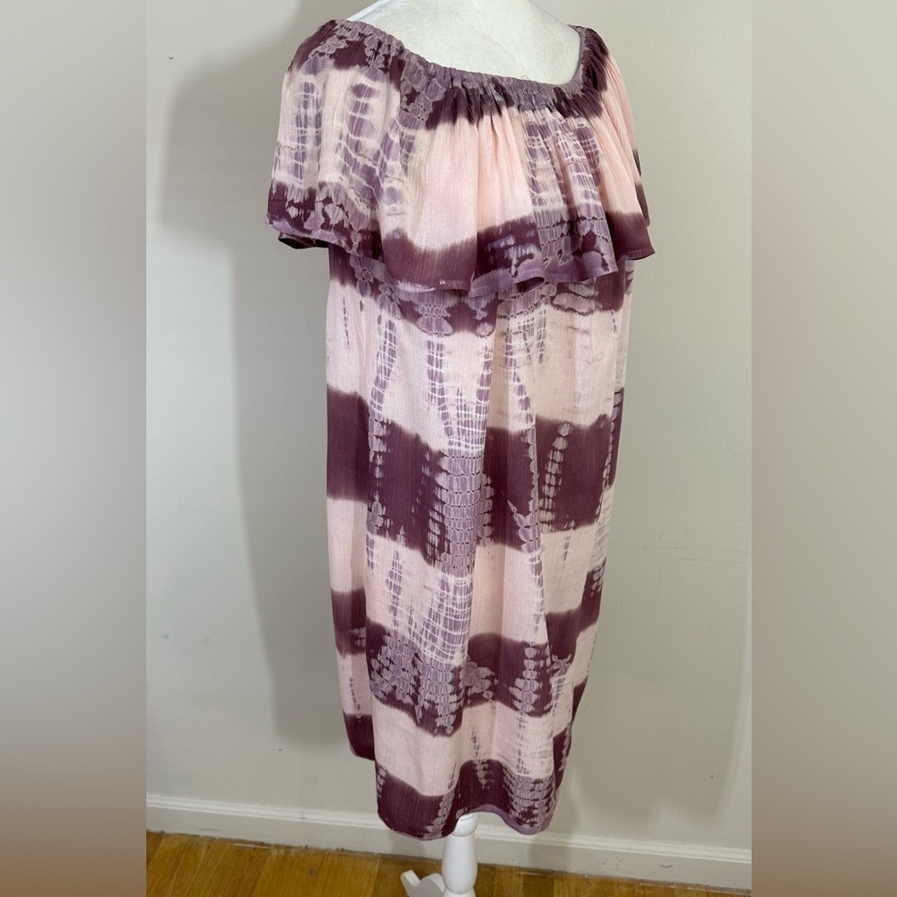 Vanilla star sz med beach coverup dress in a stripe tie dye look versatile